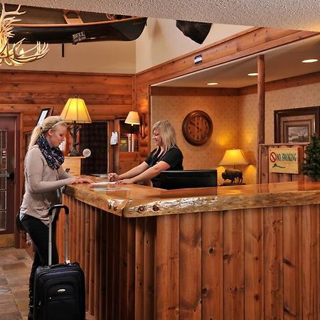 Stoney Creek Waukon Hotel Interior photo