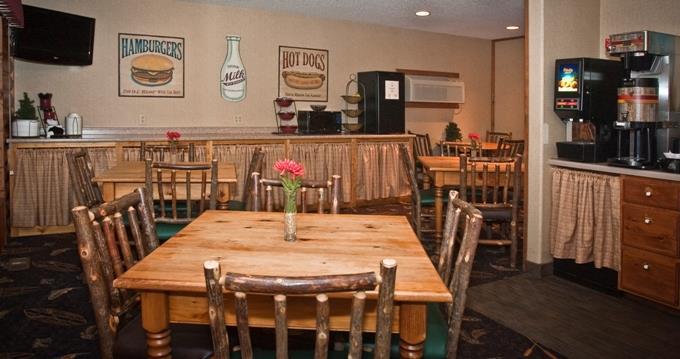 Stoney Creek Waukon Hotel Interior photo